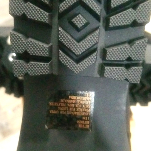 Black and red Steve Madden Bitter Suede Hiking Boots sz 11 NWT - Picture 7 of 7